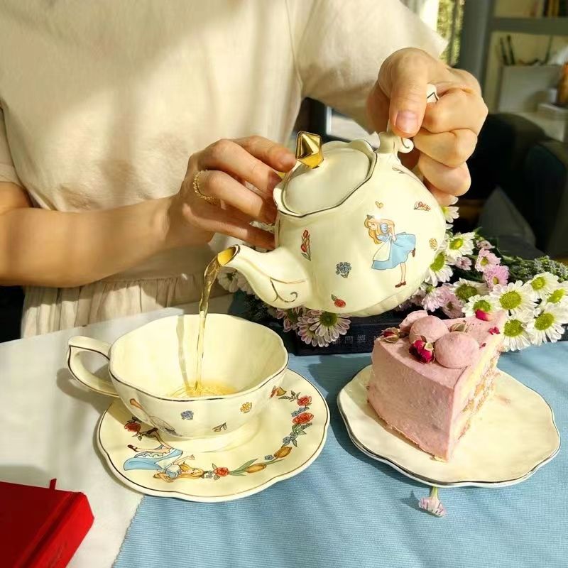 Coffee Tea Friends - Ceramiczny zestaw do herbaty i kawy