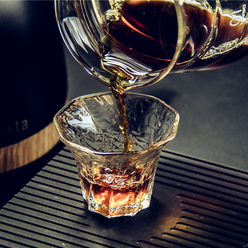 Mały szklany kubek o pojemnośc – Coffee And Tea Bar recenzja i cena